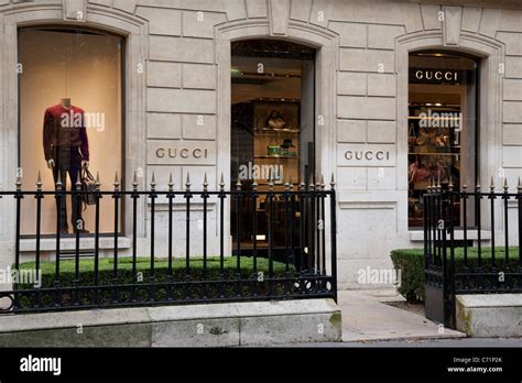 paris montaigne gucci|avenue montaigne paris.